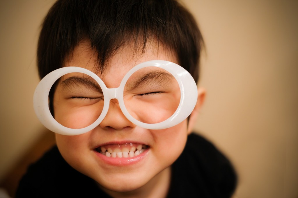 子供のことを考えると公務員の年収が少なすぎるというイメージ画像